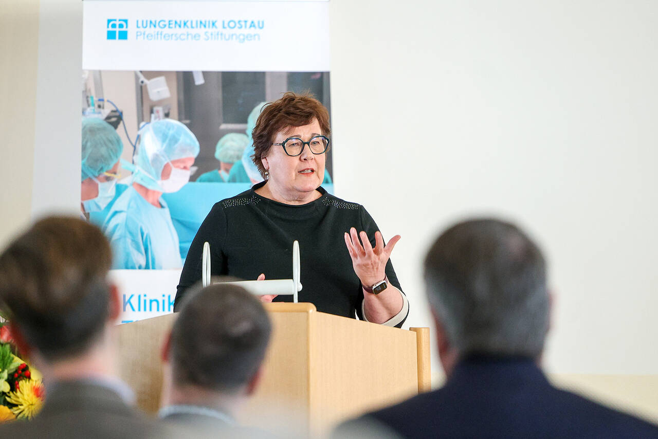 Sachsen-Anhalts Gesundheitsministerin Petra Grimm-Benne gehörte zu den Gratulanten Sachsen-Anhalts Gesundheitsministerin Petra Grimm-Benne