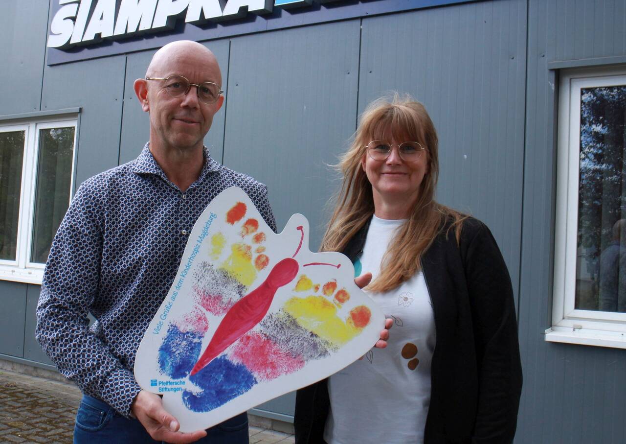 6.000 Euro Spende für Kinder- und Jugendheim Arche Noah und Kinderhospiz der Pfeifferschen Stiftungen Jan und Ina Stampka von der Stampka Elektro GmbH.