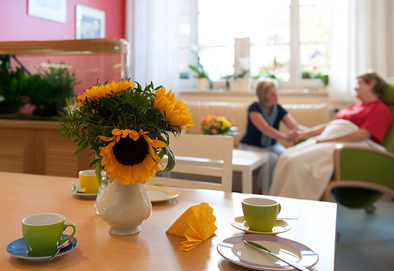 Weil Sterben auch Leben ist – Palliative Beratung im Pflegeheim Palliative Beratung im Pflegeheim