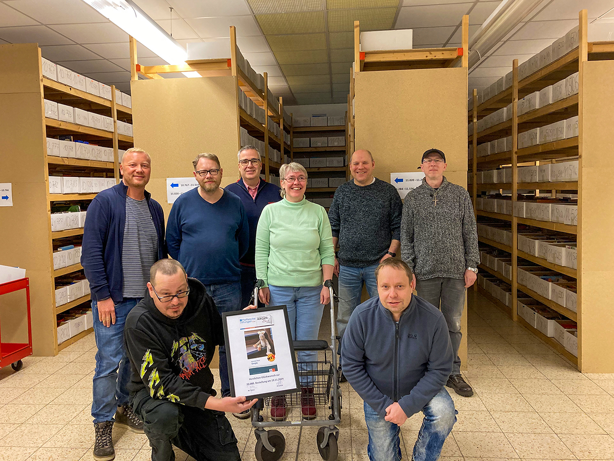 20.000stes Buch verkauft: Erfolgsmodell »Machte-Buch« feiert Meilenstein Team des inklusiven Online-Buchshops »Machte-Buch«